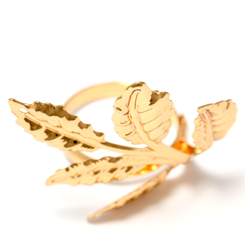 انگشتر ادوریتا مدل Hoja Dorado انگشتر ادوریتا مدل Hoja Dorado